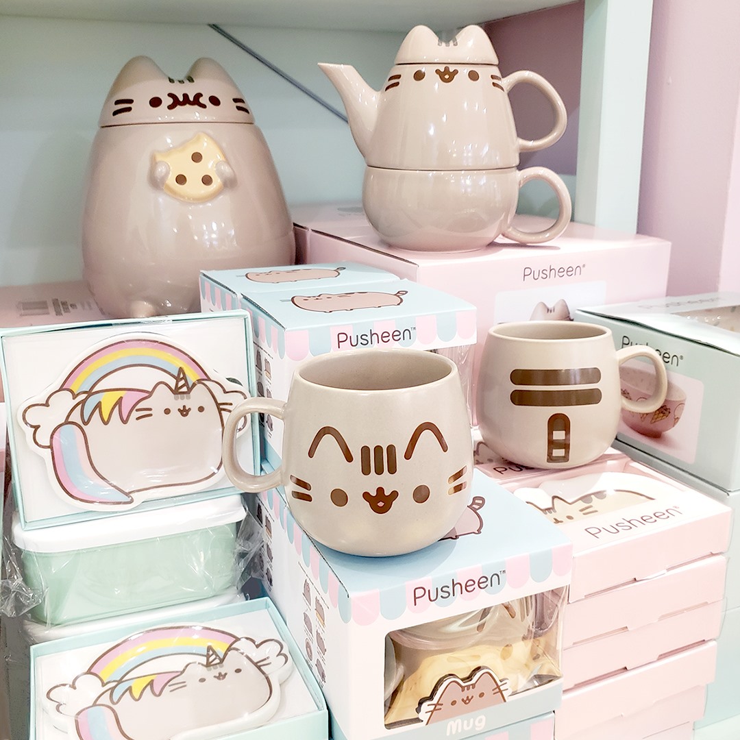The mug from the spring 2024 Pusheen box is purrfect for Monday mornings! ☀️ 📸 @ghostoffury