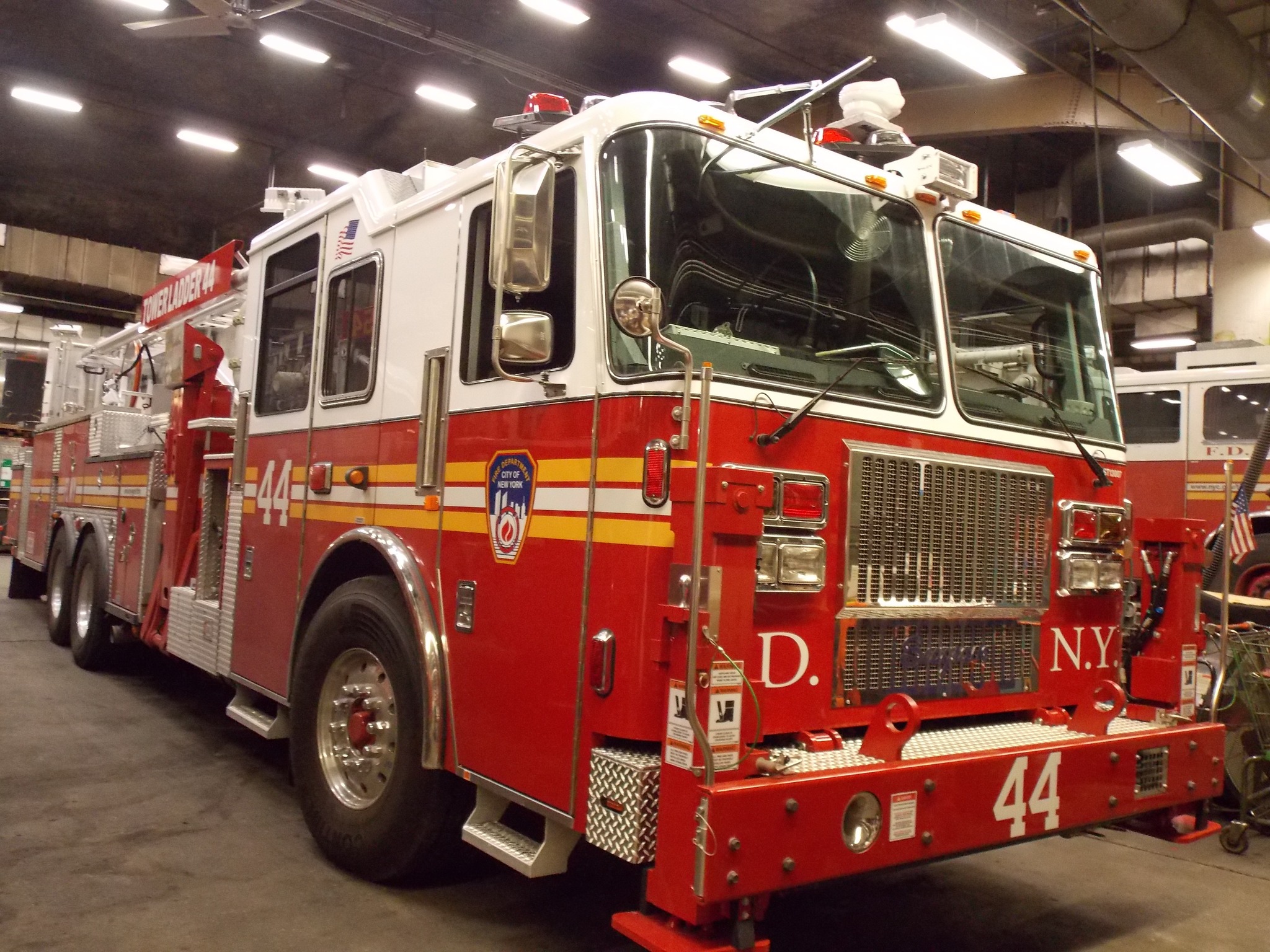 Fire - FDNY TOWER LADDER 44 | Facebook
