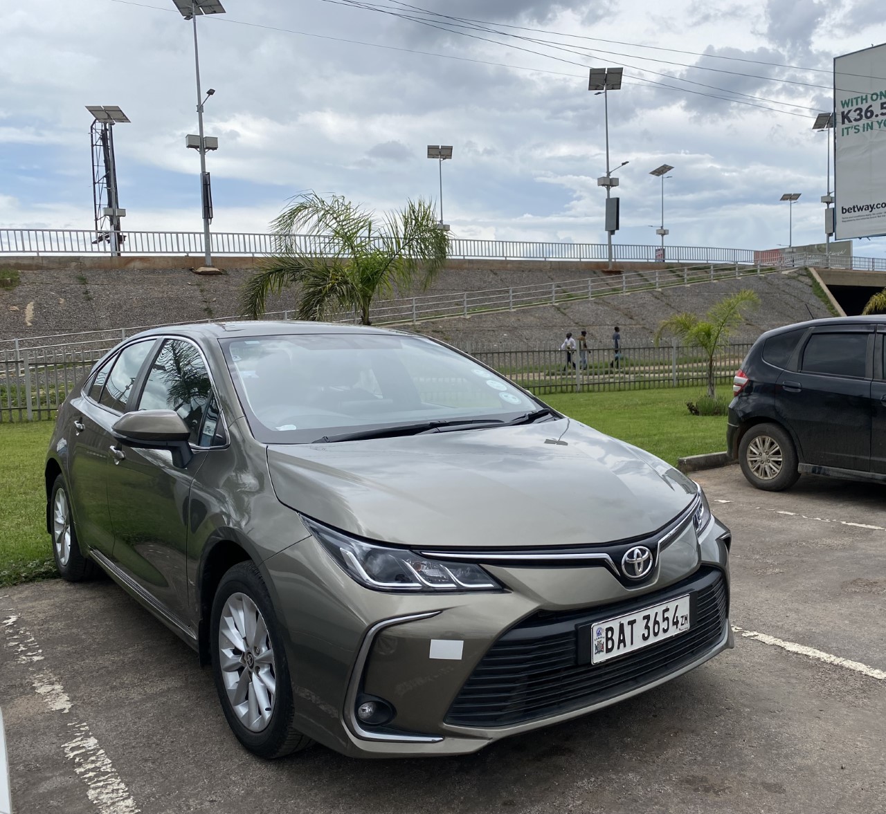 2011 model 200+ kms WL engine 2.5: diesel Very smart Price 27.5