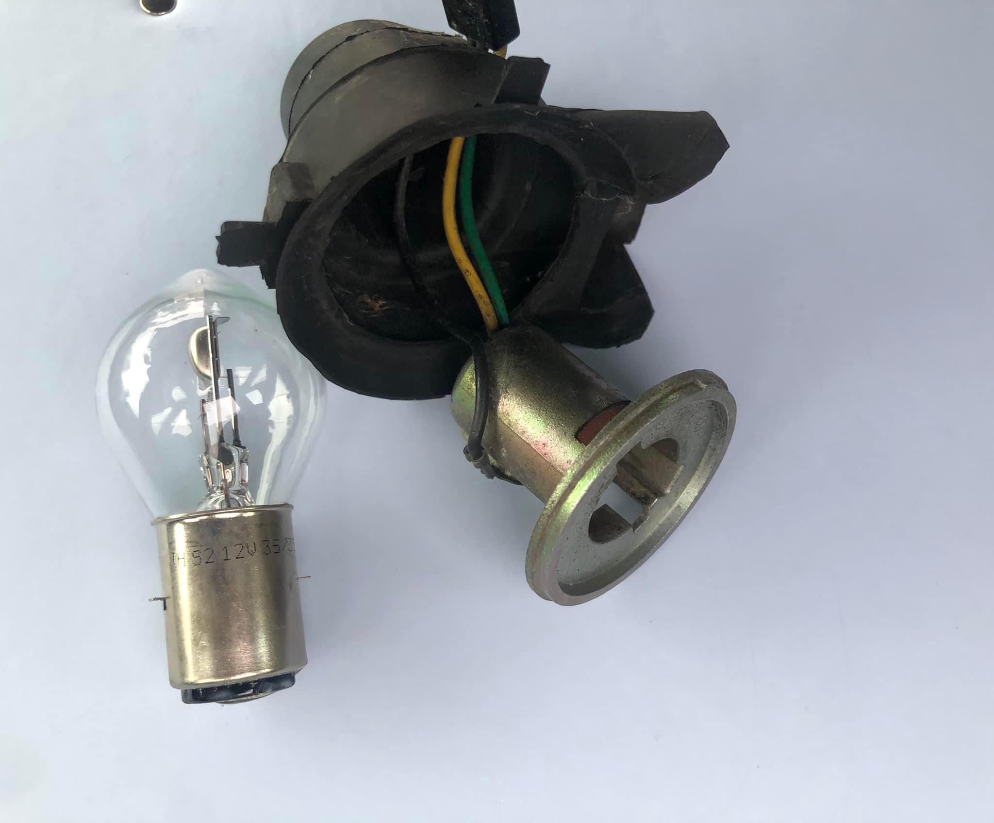 Lampadina LED Super Brillante Per Fari Honda 34901-MN1-671 - 12V 35W - Bianco 6500K