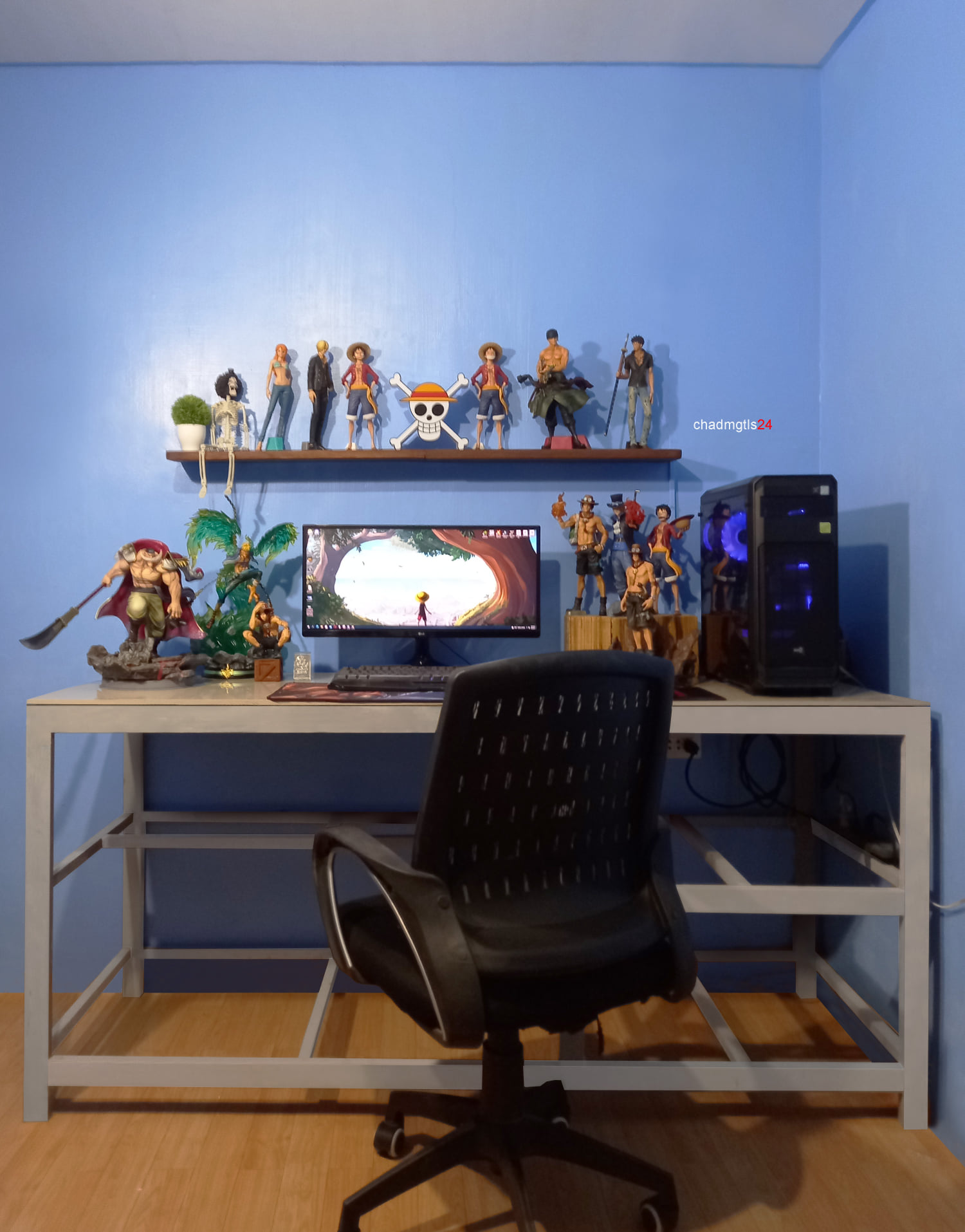 For Share my work station and Onepiece Collections thanks admin🥰