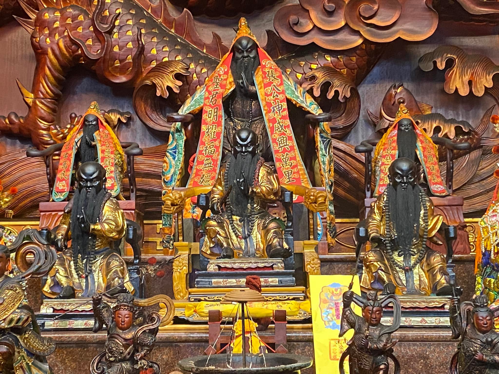 🙏歲次壬寅年農曆七月二十二日🙏 🎉恭祝[張.蕭.洪公聖君]... - 龍井 三塊厝 聖德宮 ～法主公廟 | Facebook