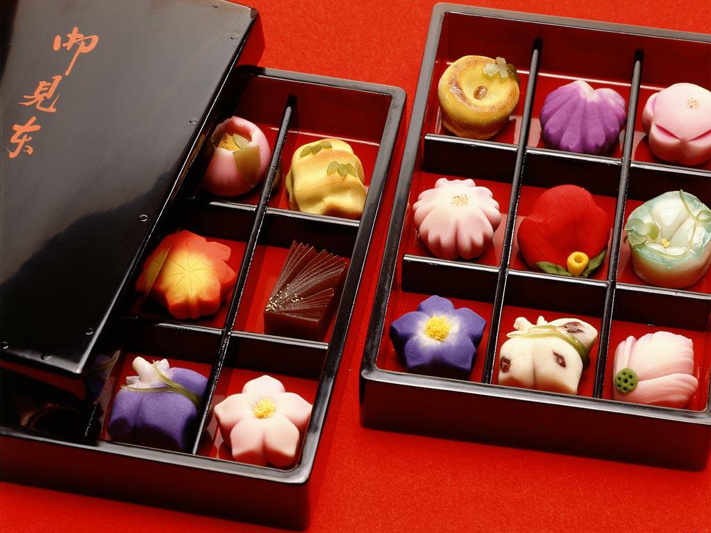 Japanese - 和菓子 わがし wagashi = Japanese sweets [pls translate