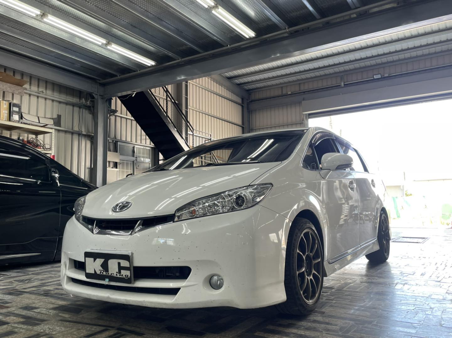 #TOYOTA #WISH 升級KC道路版... - Duck Racing 避震 拉桿 整新 買賣店