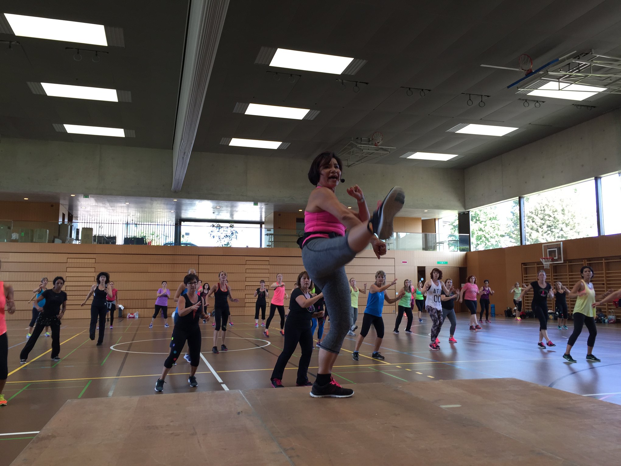 Cours... Cours Dance2Bfit Melody fit Cristela