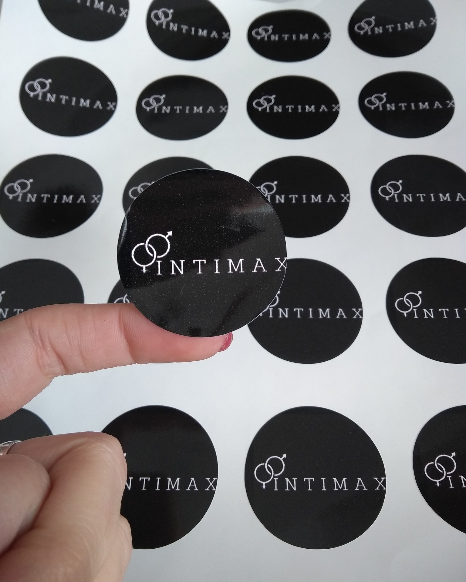 Bitácora - Sticker's, etiquetas, tarjetas de presentación,...