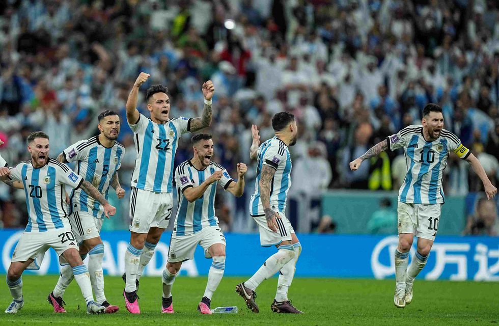 No hay nada mas lindo que estar ahi alentando los 90 minutos ,River te ...