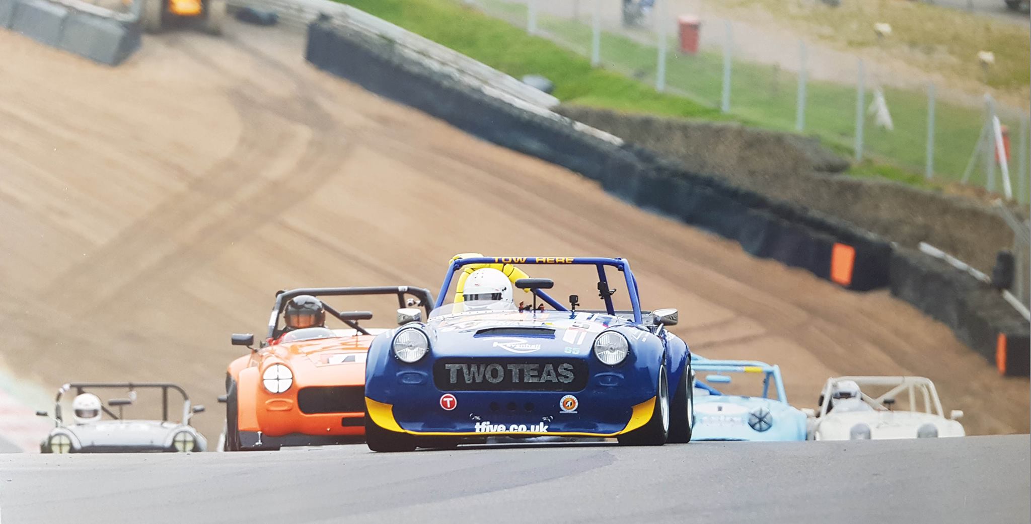 Two Teas Racing Team