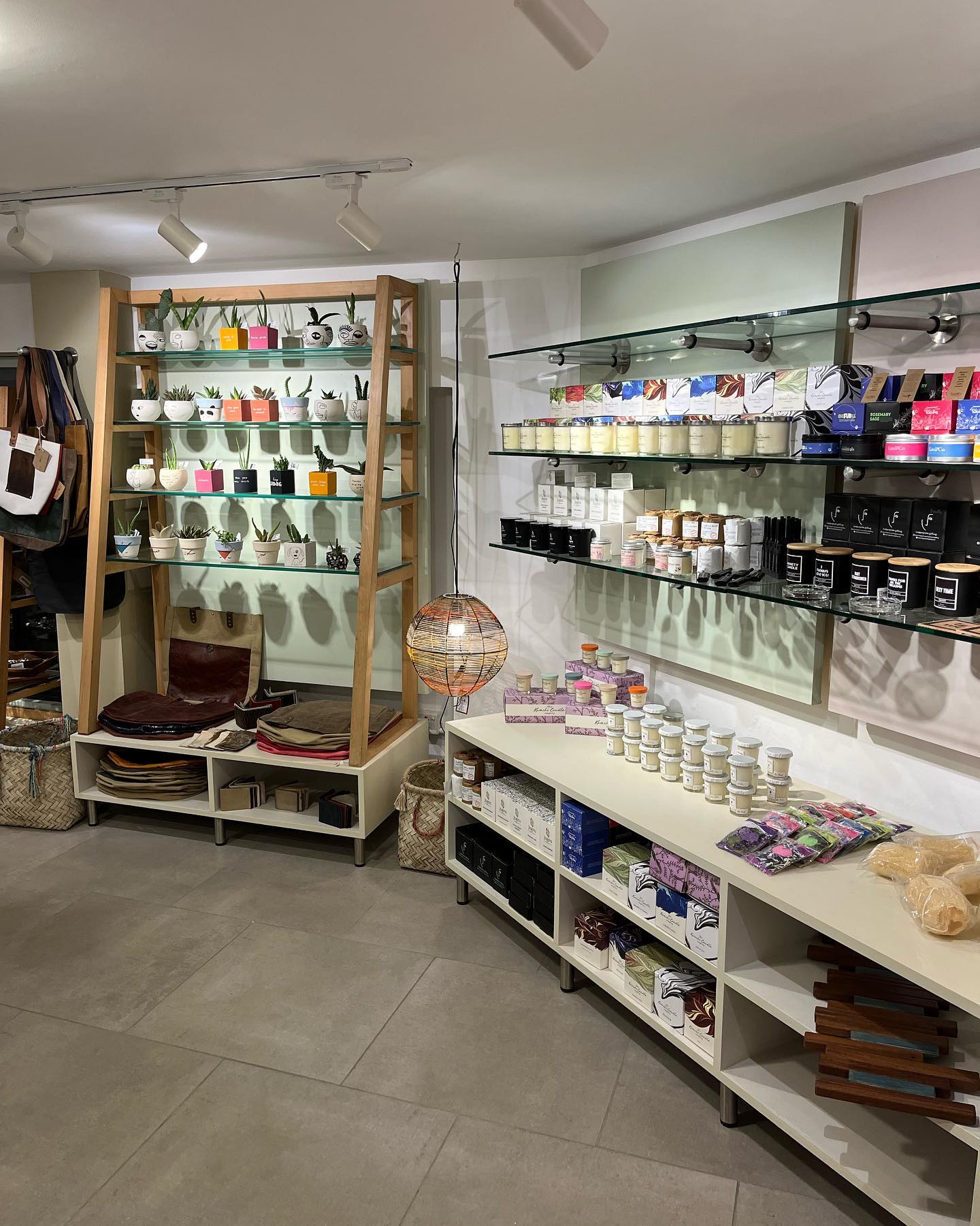 OBJECT - NEW OUTLET …Officially Open tomorrow at 10.00am