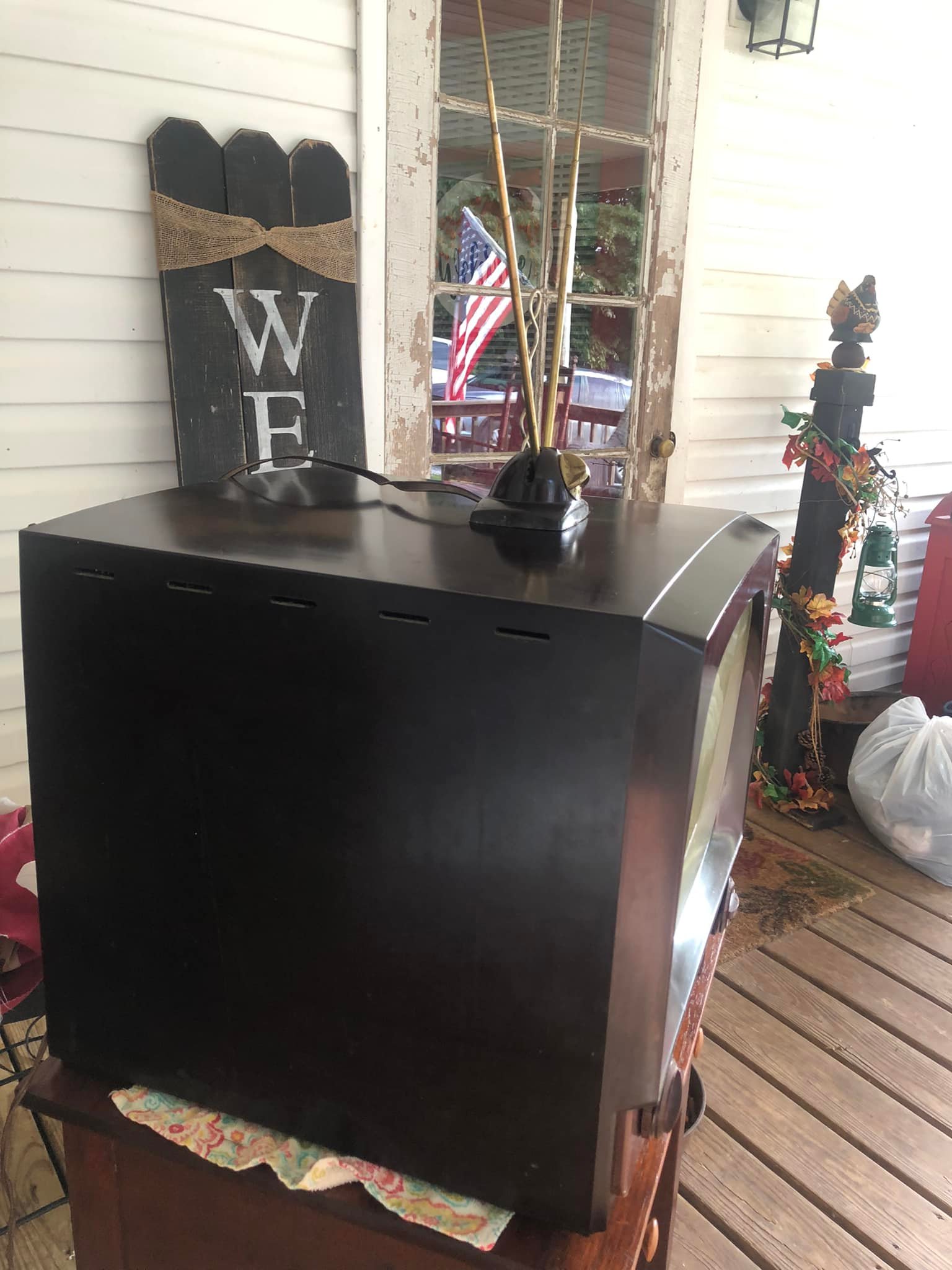 Vintage TV collection from 1940s and 1950s