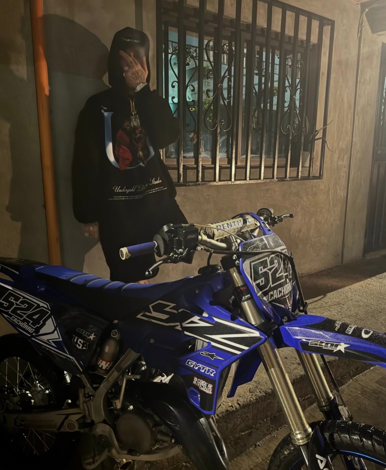 Kris R. | Medellín