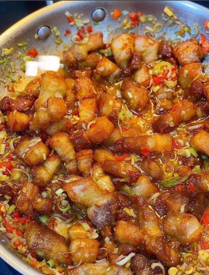 CƠM - CÁCH LÀM BA RỌI RIM SẢ Nguyên liệu: • Thịt ba rọi: 600g • Sả: 6 ...