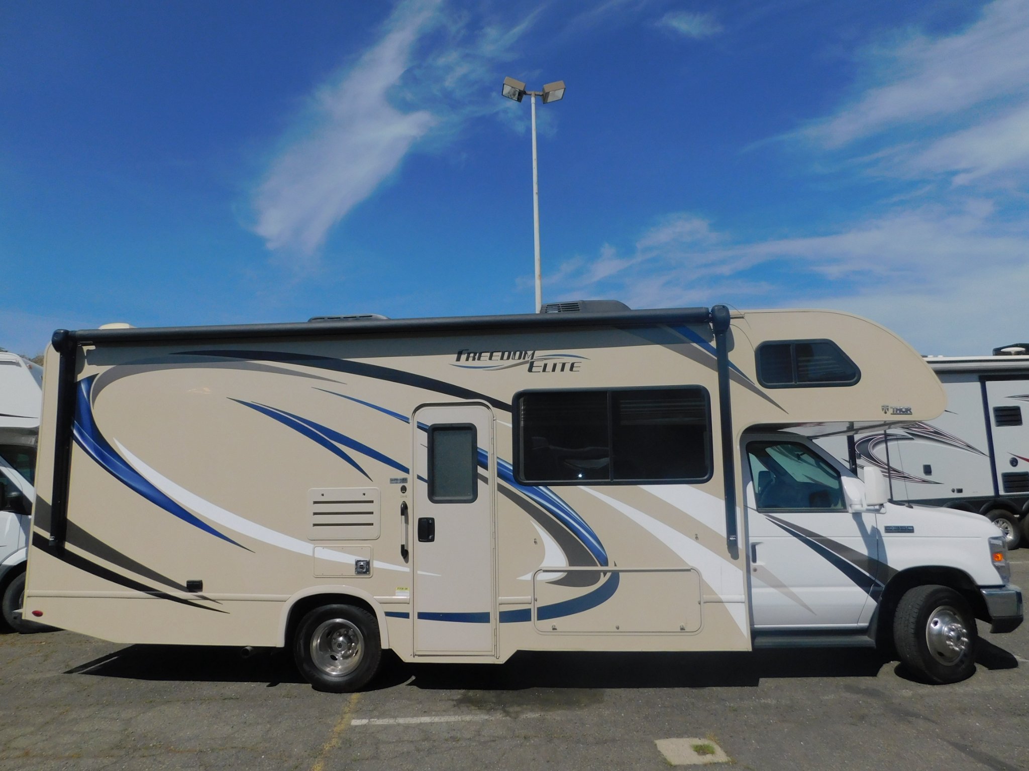 2026 KZ Ridgeway R28BH for Sale Looking for a great KZ? Check out