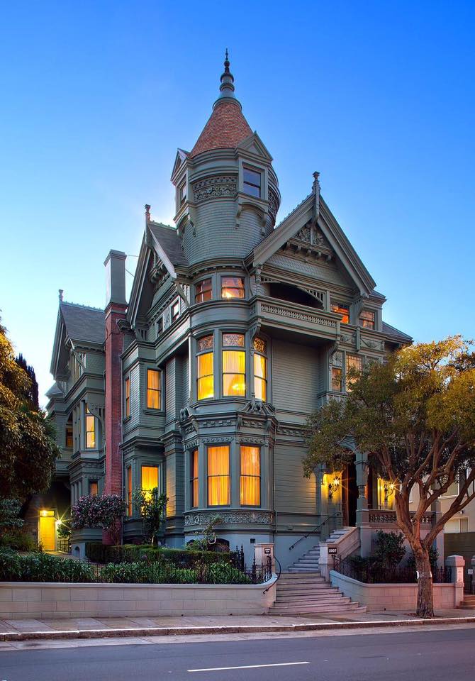 Victorian house of William and Bertha Haas,1886 san francisco🌹