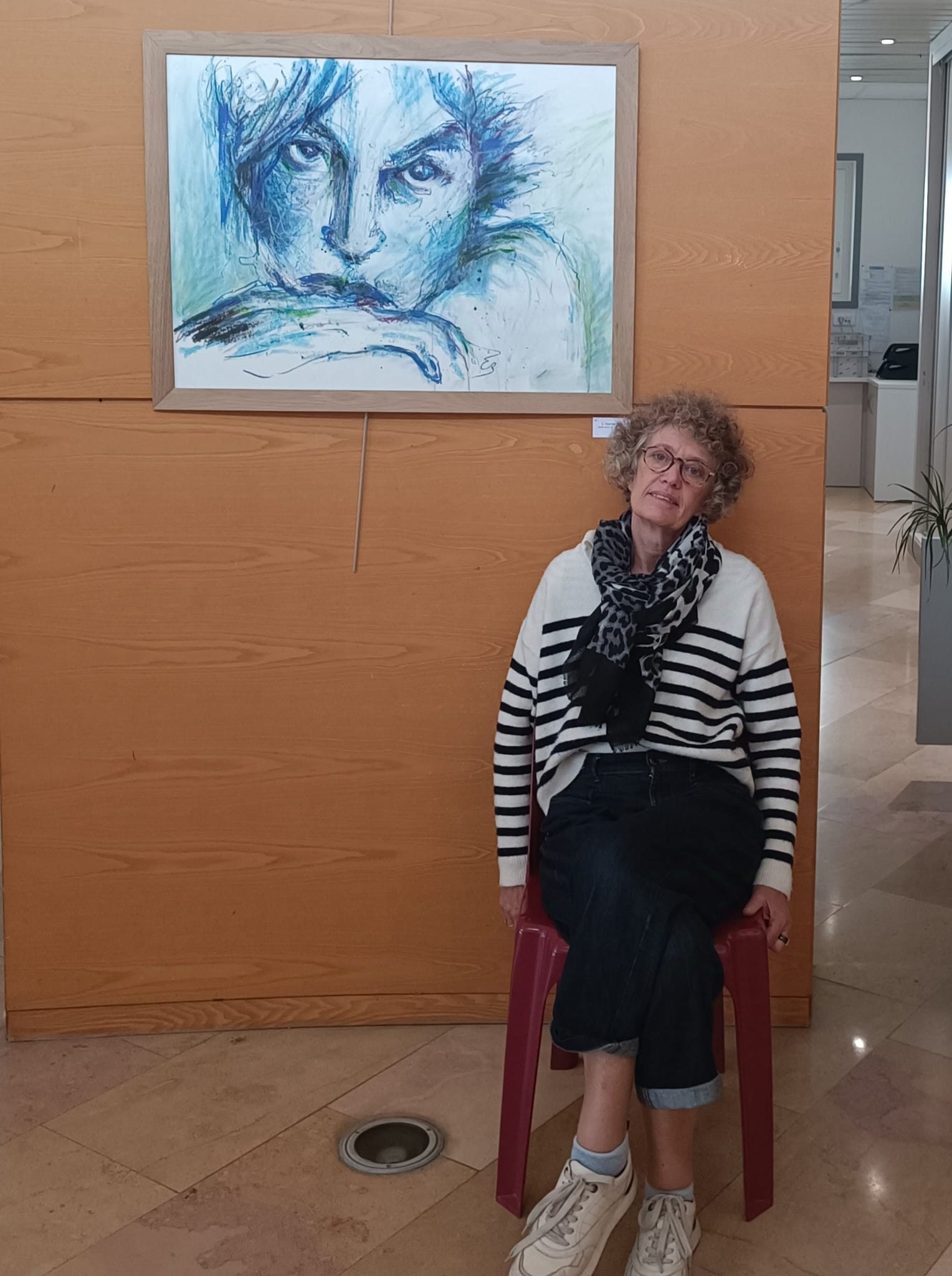 exposition. visages d'humanité. Vallet. Atrium de la mairie.