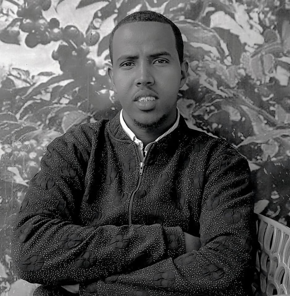 Qaalid Awil
