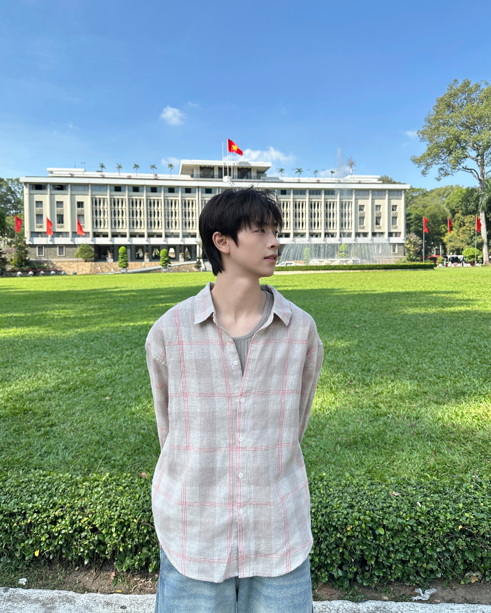 CONGB - 콩비 - CONGB - 콩비 added a new photo.
