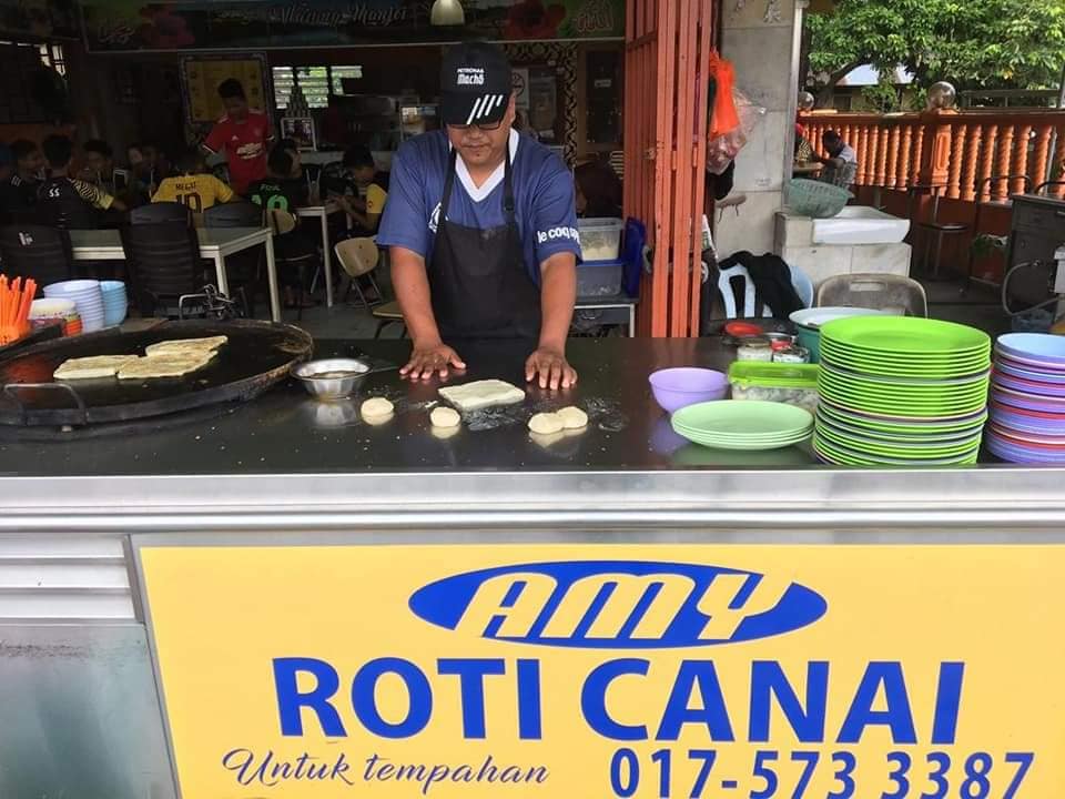 Amy roti canai warung manjoi,jalan raja kg manjoi,ipoh