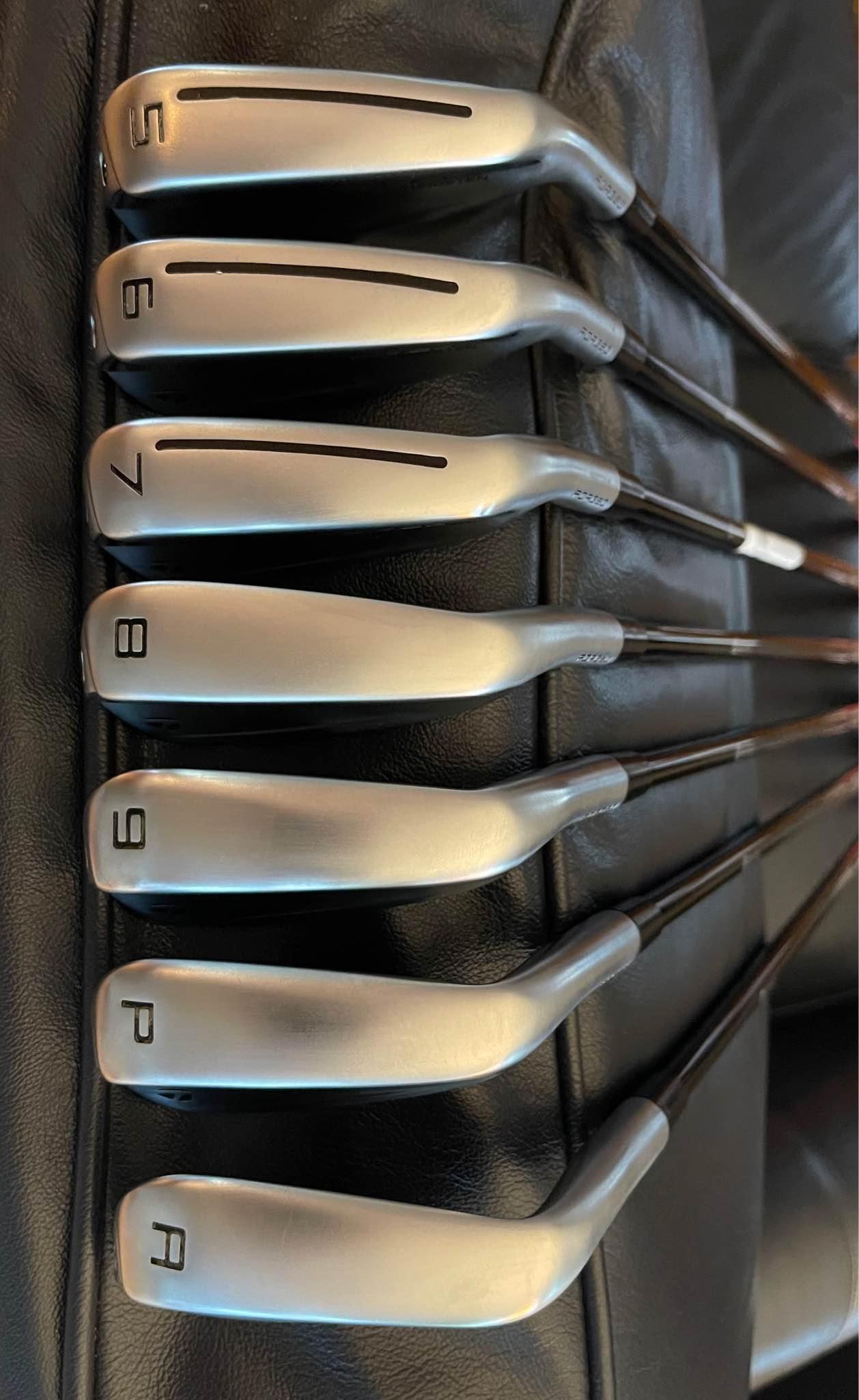 UST Recoil ESX 460 F2 Graphite Iron Shafts - Senior Flex, .355 Tip, 59g (Set Of 7, 4-PW)