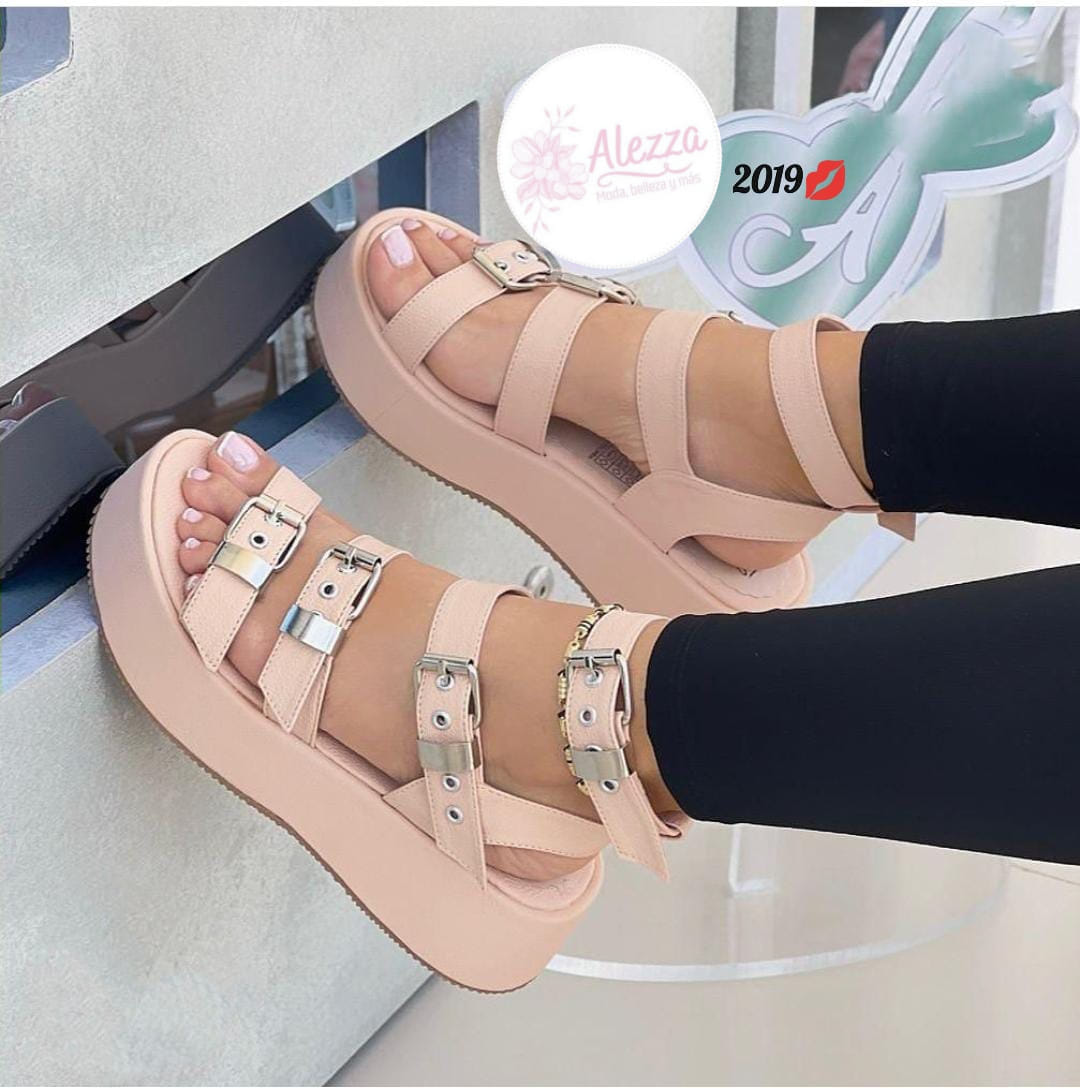 Alezza Moda-Belleza y más