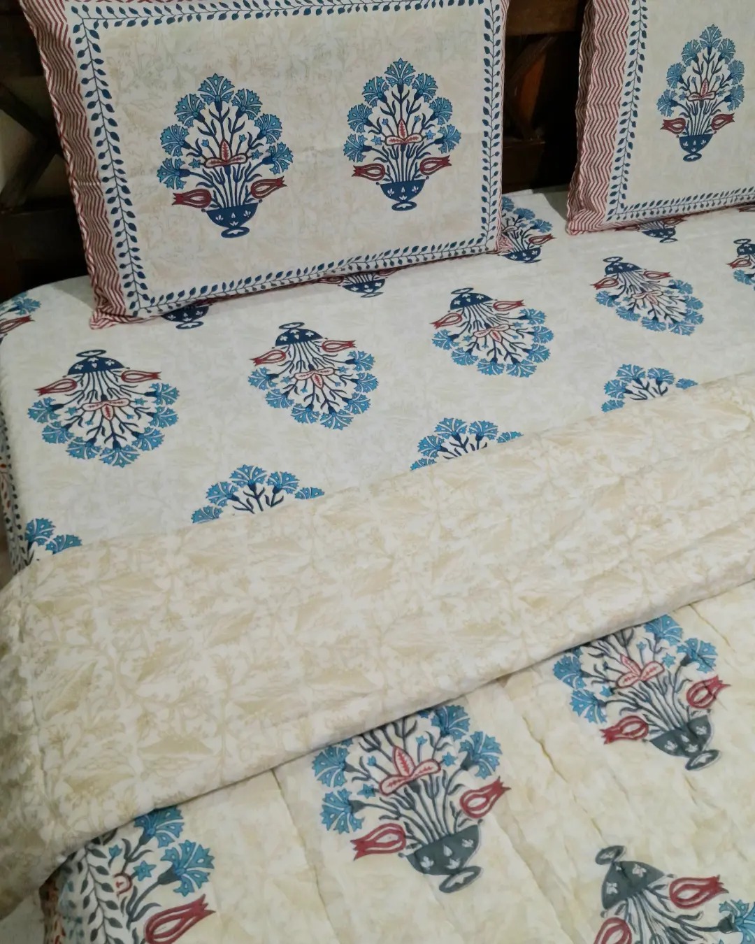 ️ Jaipuri Quilt/ Razai... - Silver Thread - Bedsheets & More | Facebook