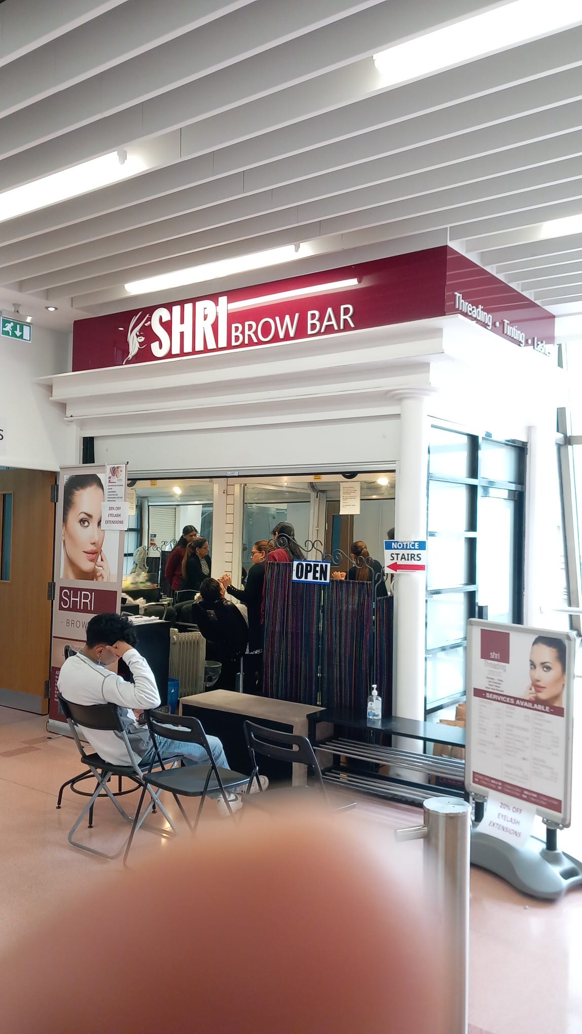 Shri Threading Brow Bar | Londonderry