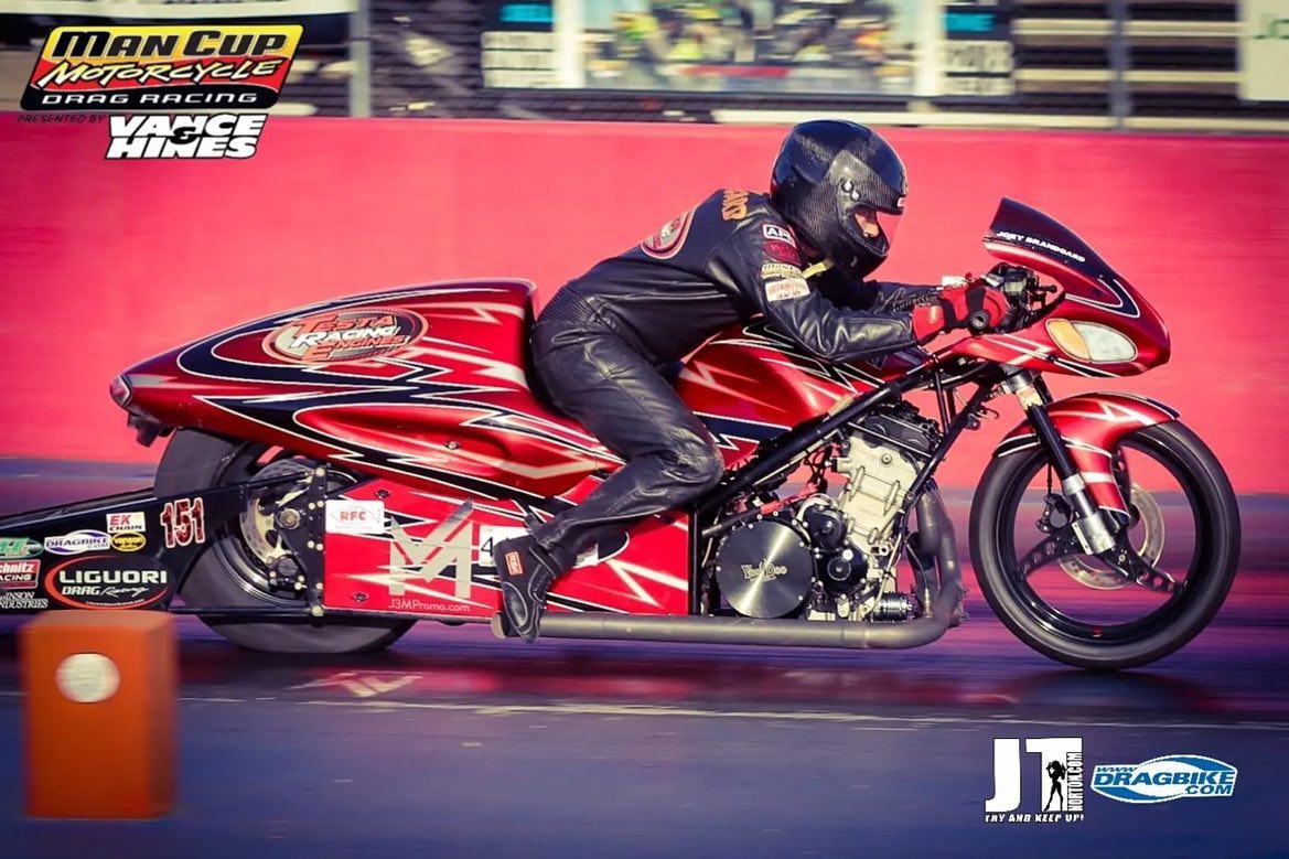 Dragbike.com - 💪🏻 This weekend the @racemancup racers are at @dragway ...