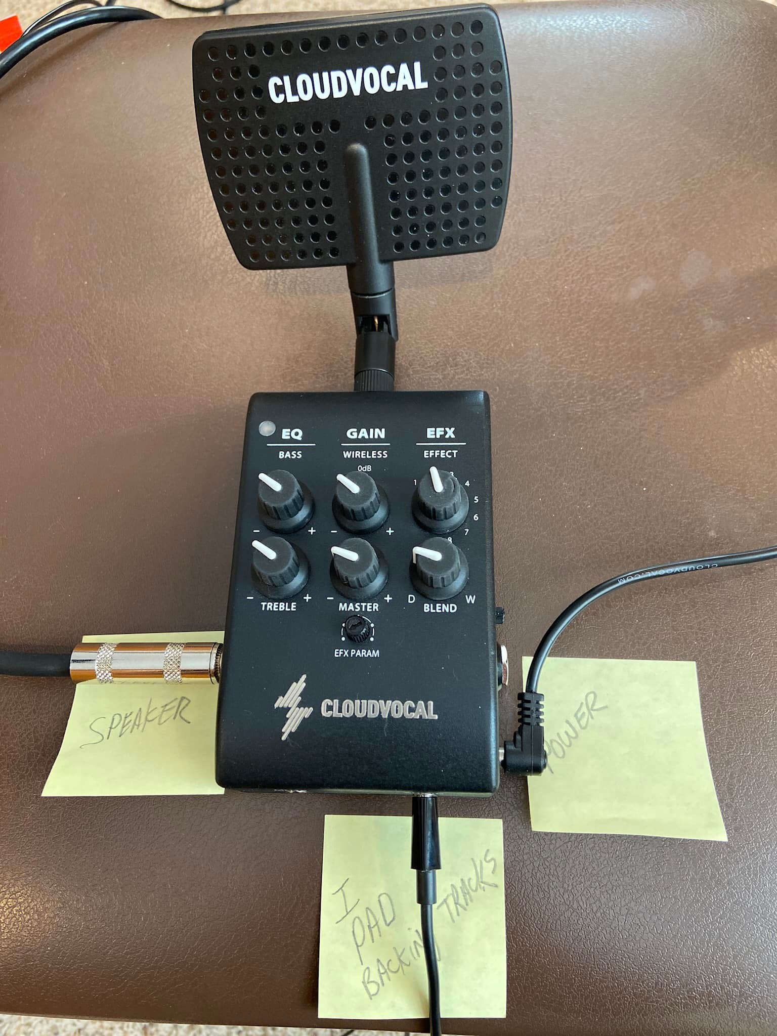Who is using the isolo prime cloudvocal mic?? Is it as good as it