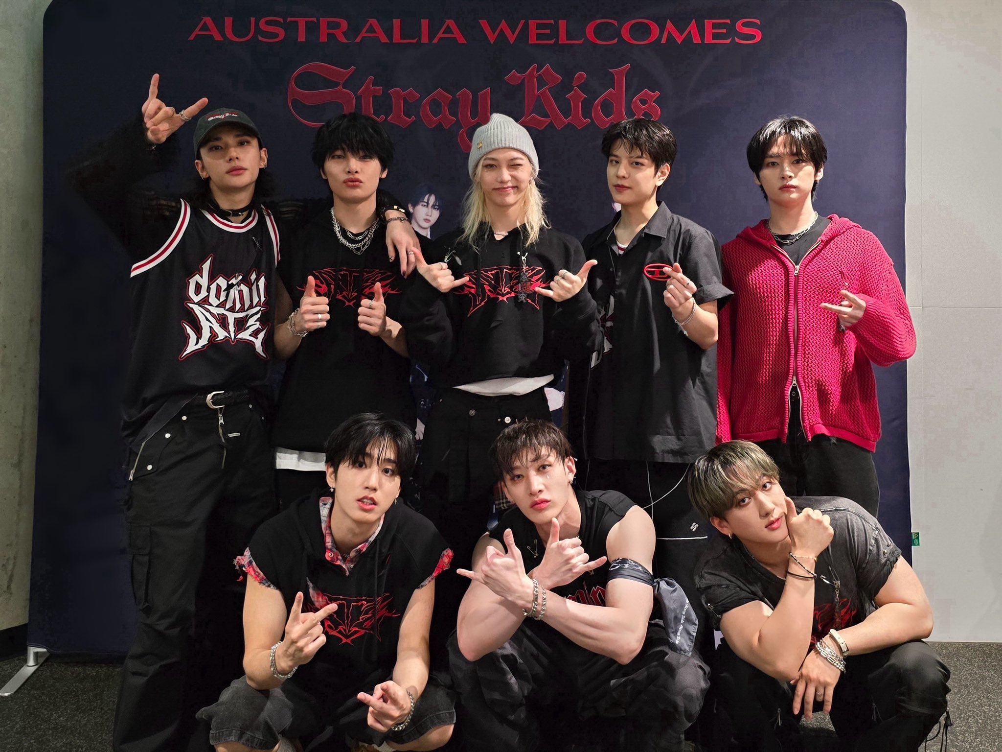 SKZplace - |241026| [스키지기] 3rd World Tour in Sydney (2) 🔗 https://x.com ...