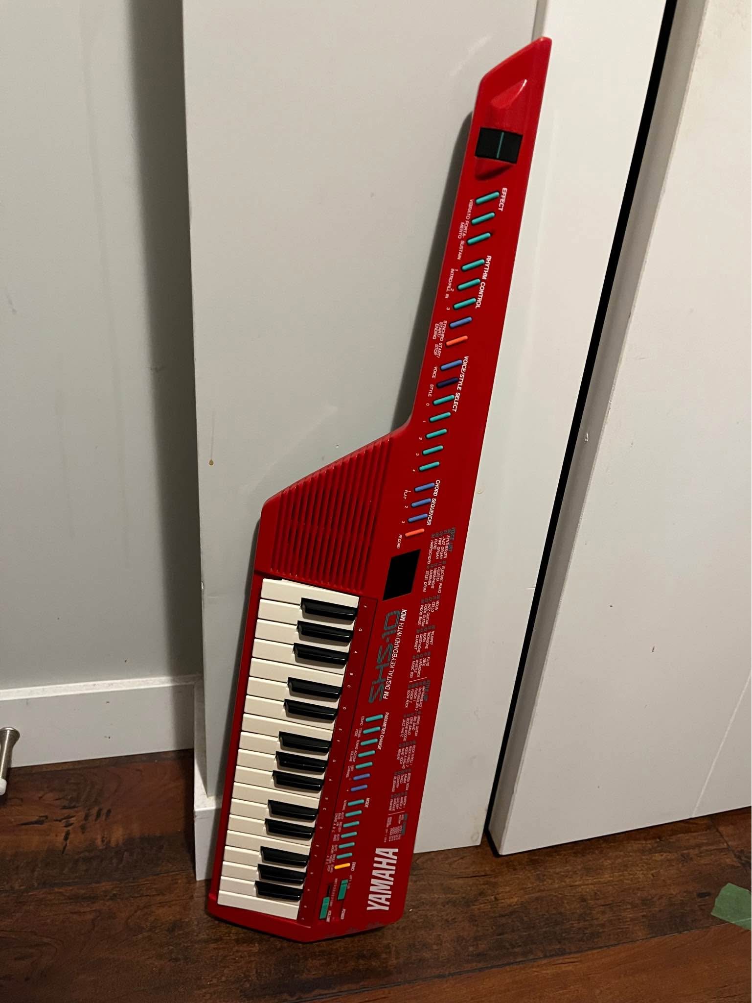 Yamaha keytar SHS-10 - Electronic Keyboards - Edmonton, Alberta ...