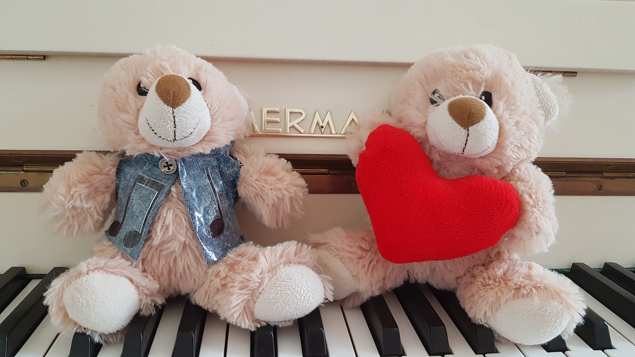 🎶 Learning a new piece... without... - Piano with Anastasia | Facebook
