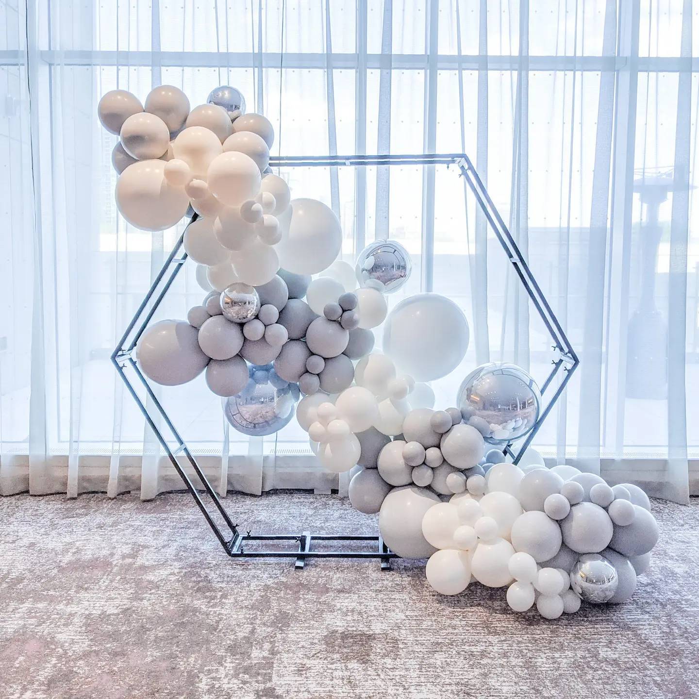 A beautiful minimalist photo opp for... - Make It Pop Decor