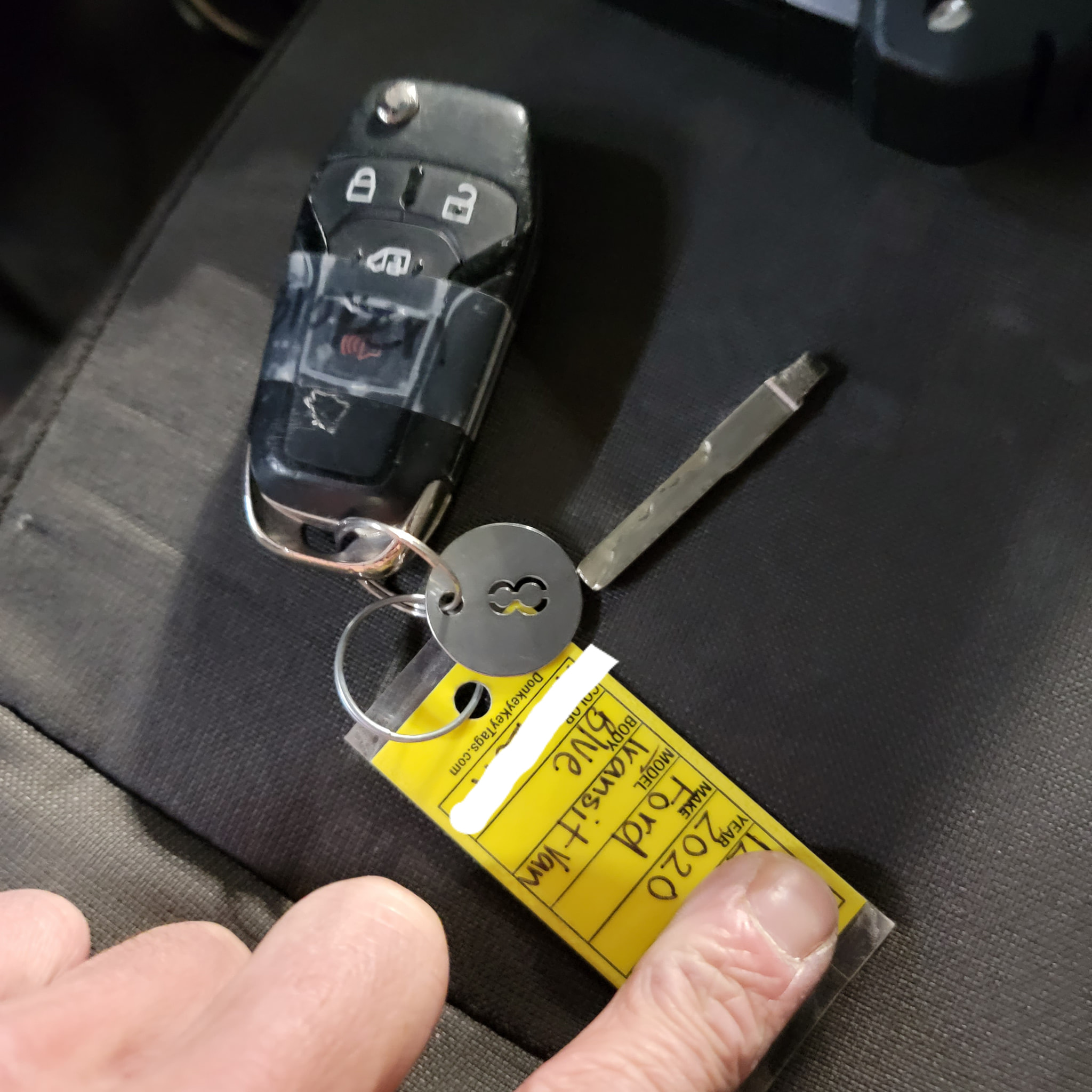 Xhorse VVDI - Kevin Vick's New Client 😊💵🙏 2 New keys for... | Facebook