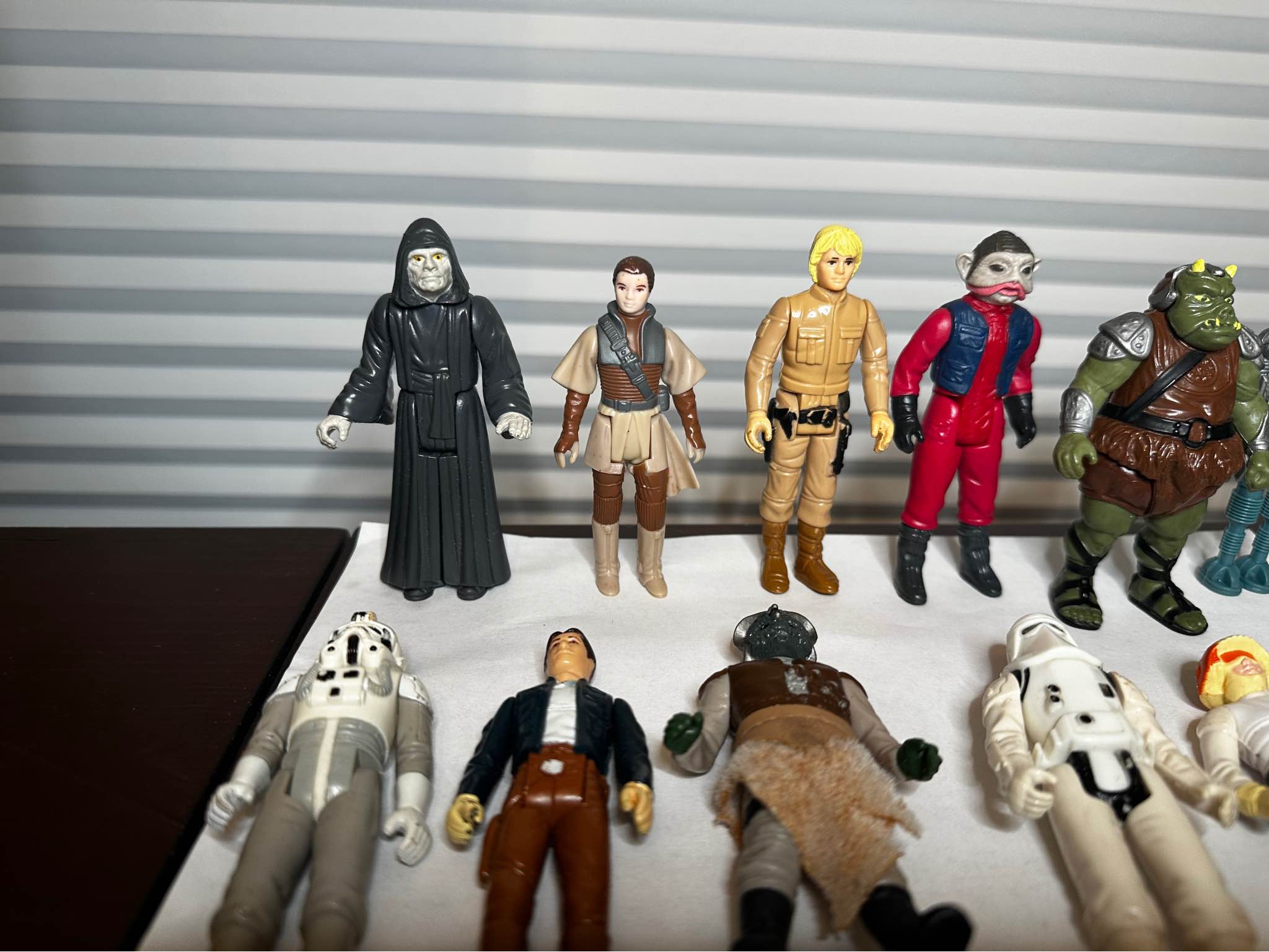 Edit: Sold 1977 Kenner's SSP Star Wars Van Set complete in box