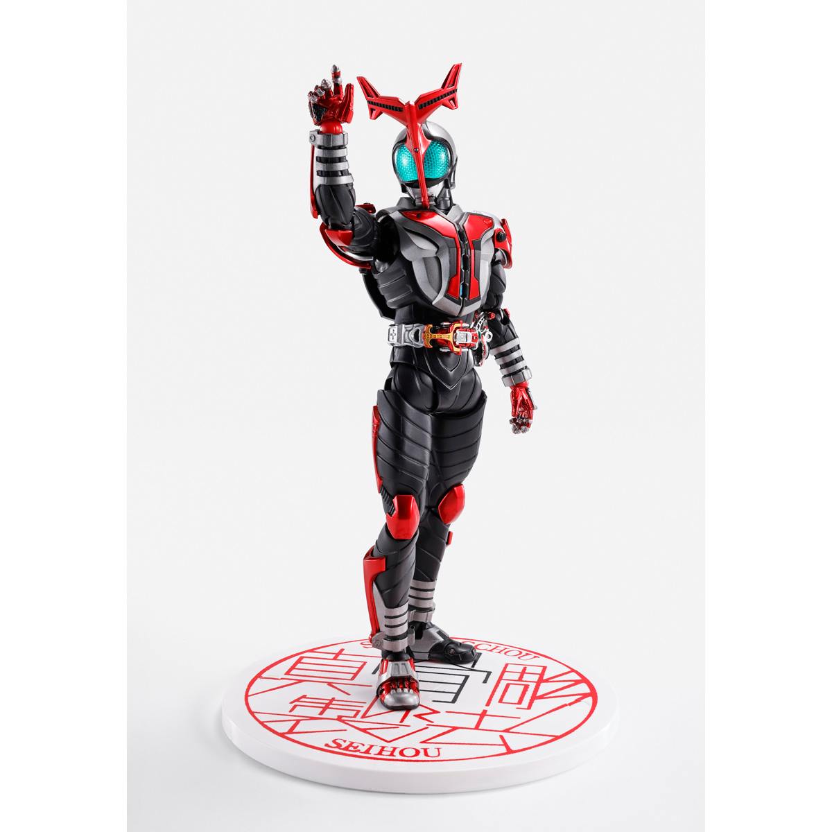 S.H.Figuarts (SHINKOCCHOU SEIHOU) MASKED RIDER KABUTO RIDER FORM 