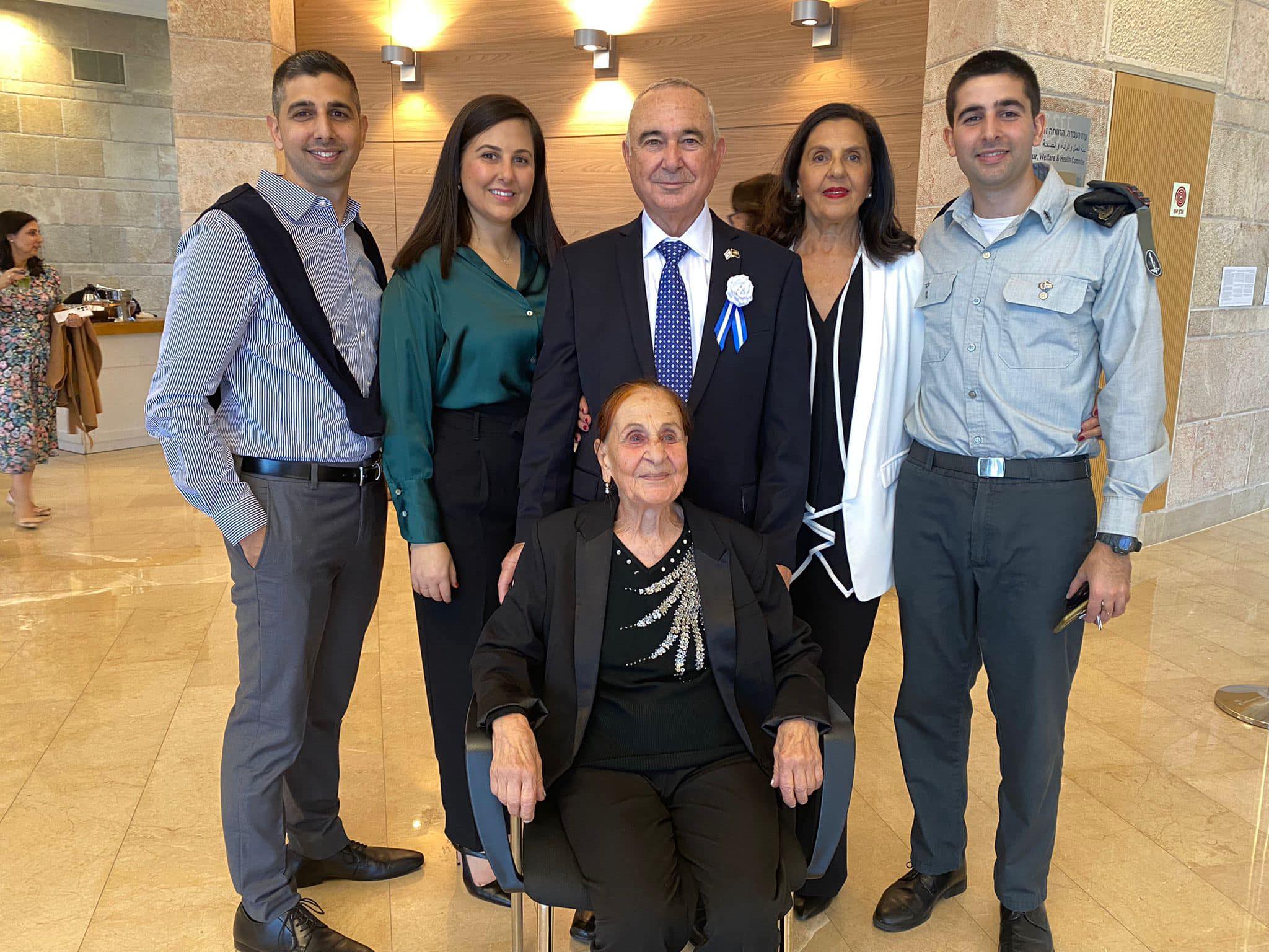 נשים בעד אבהות - שלושת המופלאות. גאות בכן ! נשים יוצאות נגד תלונות שוא ...