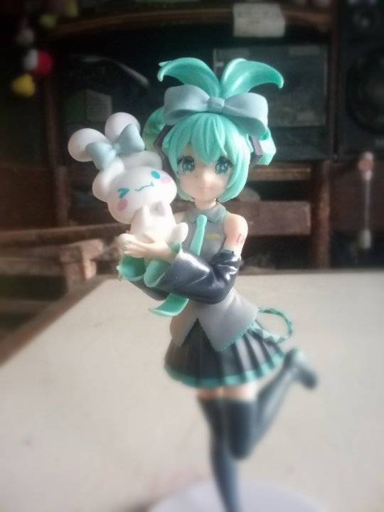 Figurine Hatsune Miku X Cinnamoroll - SEGA - PVC - Édition 2023 - Neuf - Collection Vocaloid