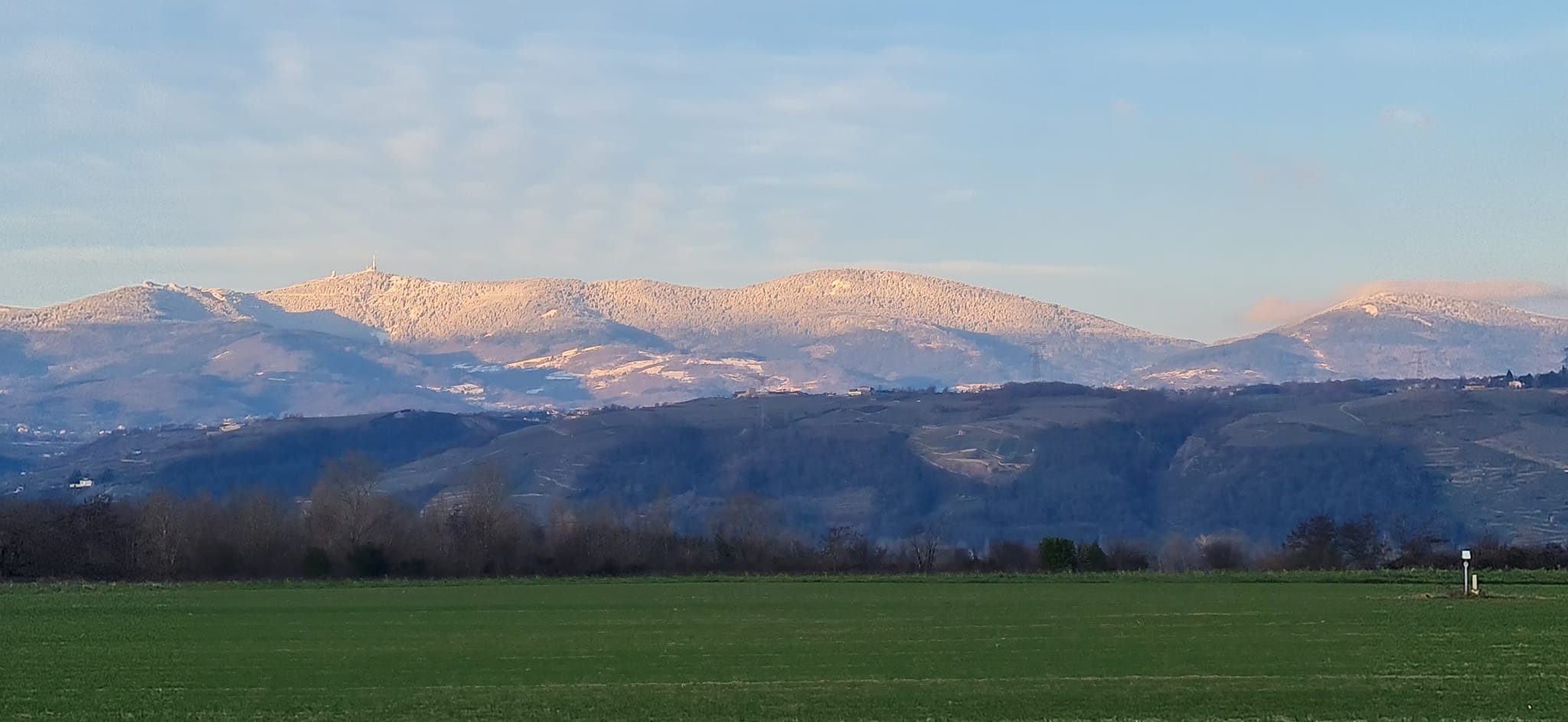 Aire Naturelle De Camping La Ferme Aux Cerisiers