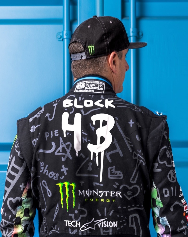 New liveries for 2022 = new race suits! Alpinestars has been