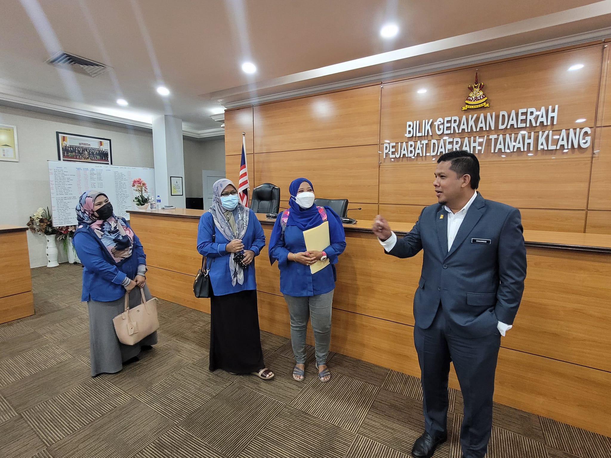 Pejabat Daerah Dan Tanah... - Pejabat Daerah Dan Tanah Klang