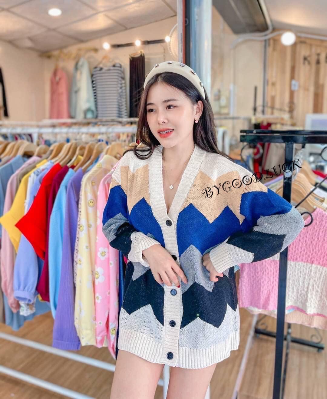 CS Shop - มากอดๆ(heart and arrow) งานเสื้อคลุมผ้าไหมพรม... | Facebook