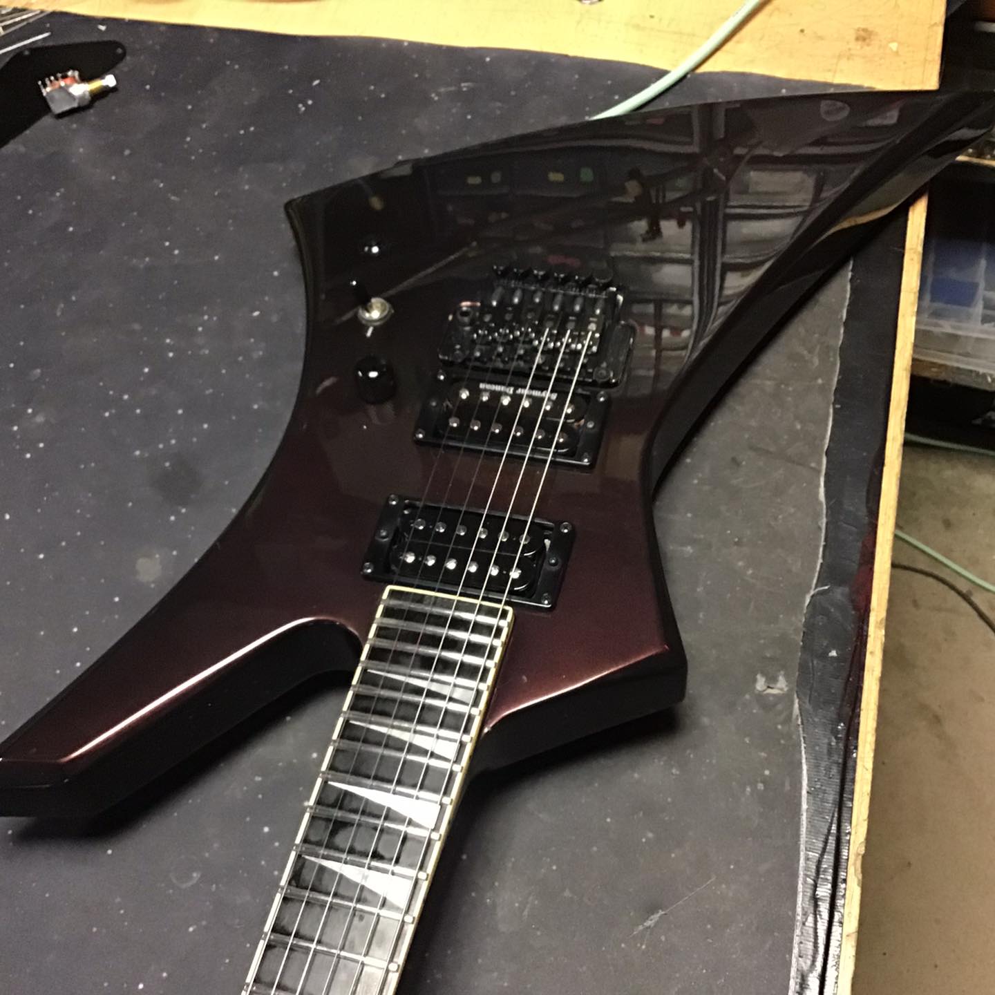 New Jackson Kelly Guitar Model with Fishman Pickup