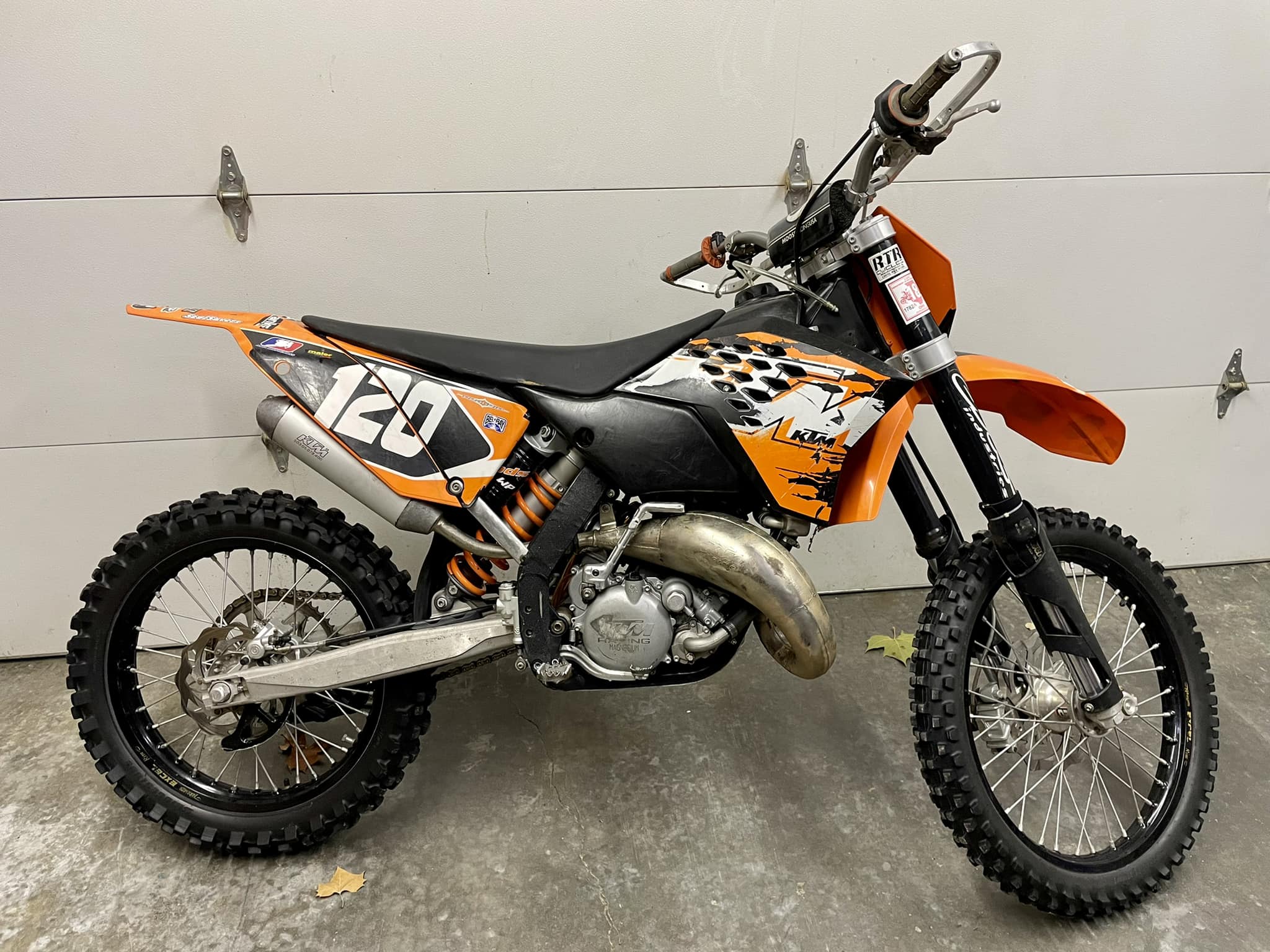 Here's my 2008 144SX I picked up from a friend several weeks ago