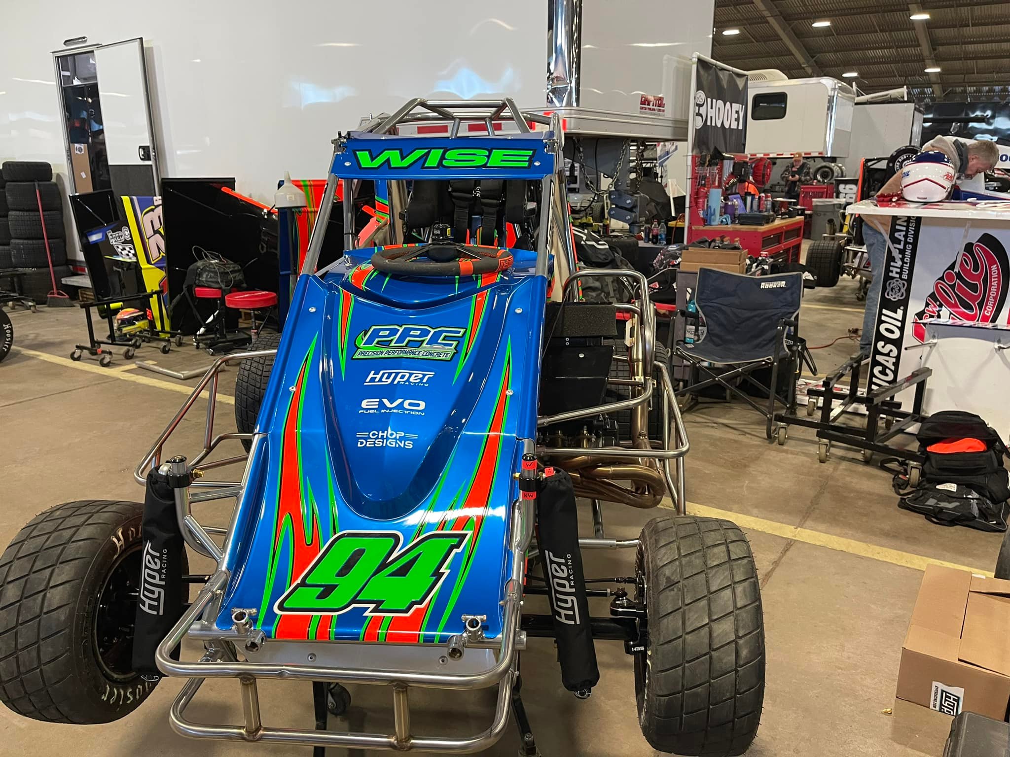 Hyper Racing - Scenes from the Tulsa Shootout, day one!...
