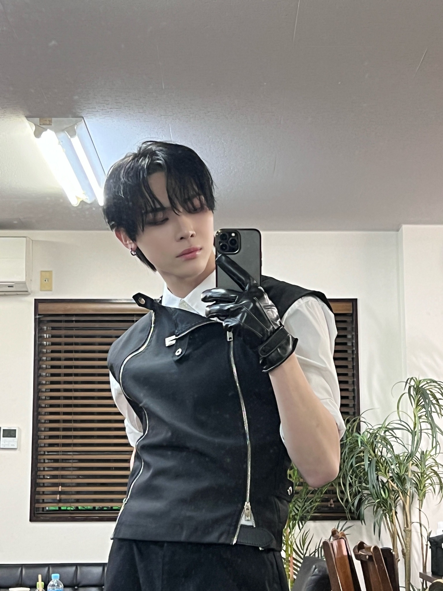 🍓 NICHOLAS || WEVERSE UPDATE || 010525] 🦌🦌🦌🦌 #andTEAM #NICHOLAS