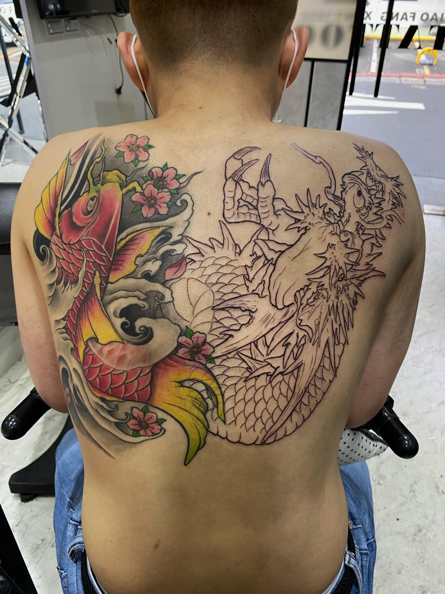 彫方刺青 - ☠ ⎯⎯⎯彫方刺青⎯⎯⎯ ☠ 延伸整個背 歡迎至官方賴詢問 @ftu1275h... | Facebook