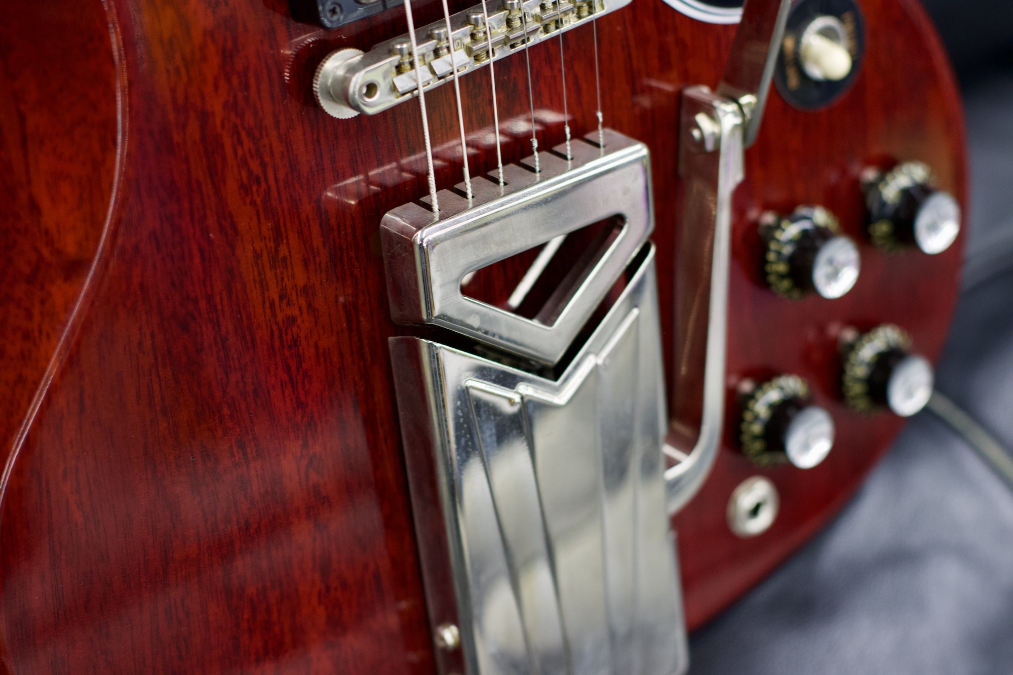 Musos Corner - The '61 Gibson Les Paul model was a total...