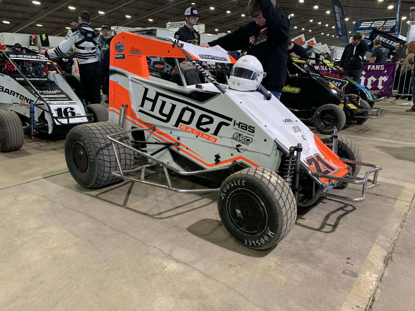 Hyper Racing - 42 heats of stock non-wing are well...