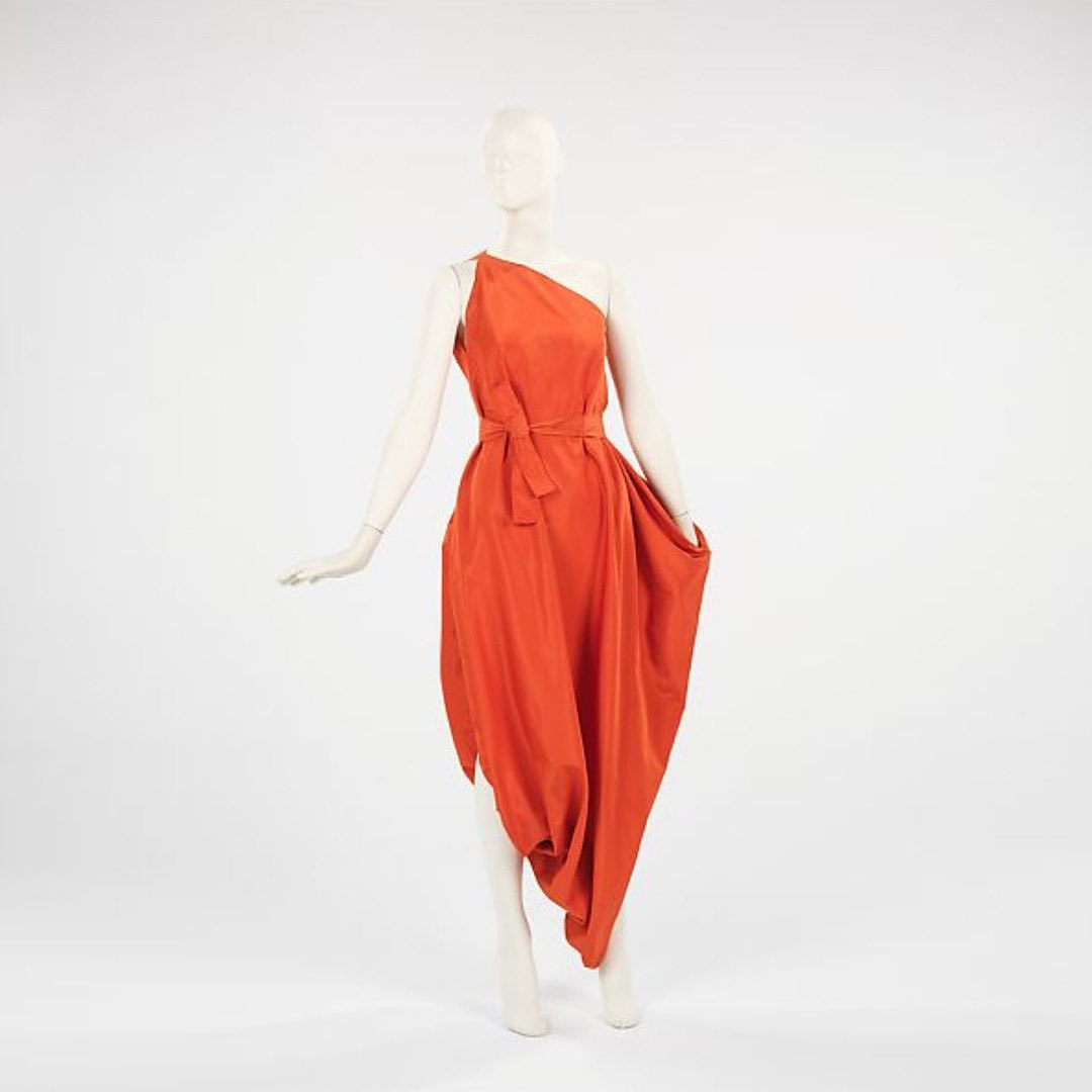 Madame Gres' evening dress inspired by Indian sari