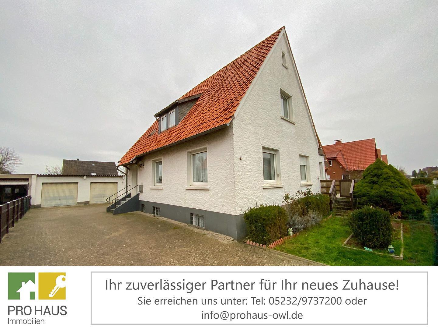 Gemütliches Einfamilienhaus in begehrter Wohngegend Lage-Hagen 🏡 Mehr Infos auf #ebaykleinanzeigen oder auf unserer Homepage unter: www.prohaus-owl.de #verkauf #immobilien #immobilienmakler #einfamilienhaus #eigenheim #vermarktung #immoliebe